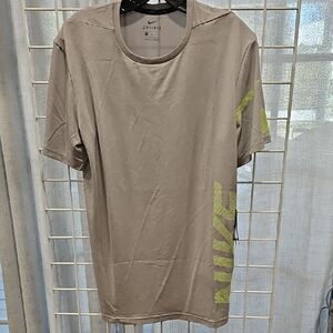 NWT Nike Men's Grey, Lime Dri-FIT Tee